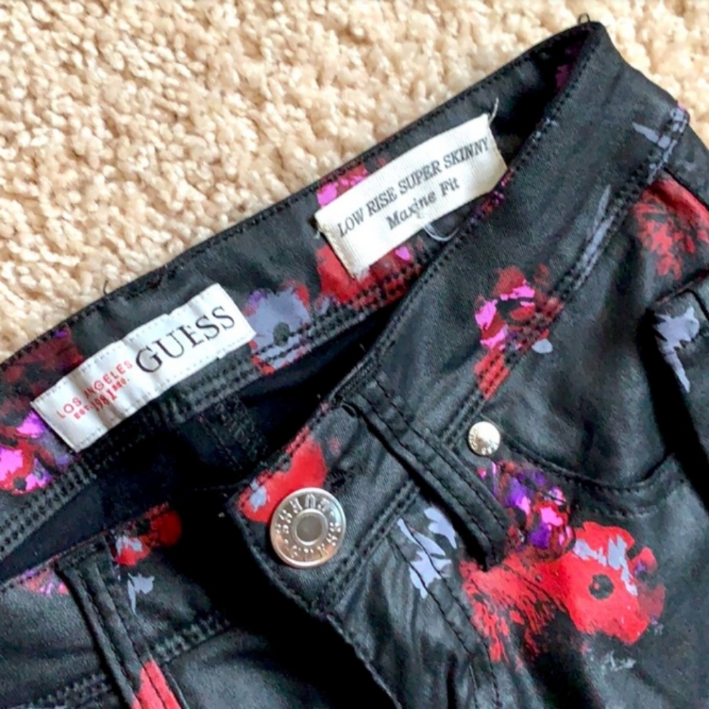 Guess low rise super skinny stretch pants